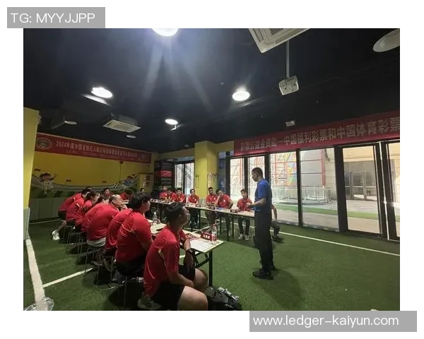 提升足球教练水平上海足球教练员培训班助力青少年足球发展与人才培养 提升足球教练水平上海足球教练员培训班助力青少年足球发展与人才培养